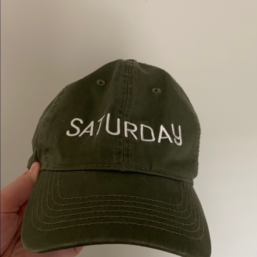 Green Saturday hat